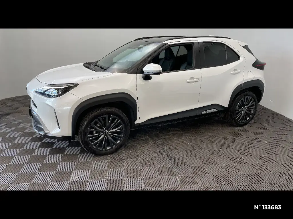TOYOTA YARIS CROSS I - Miniature 4