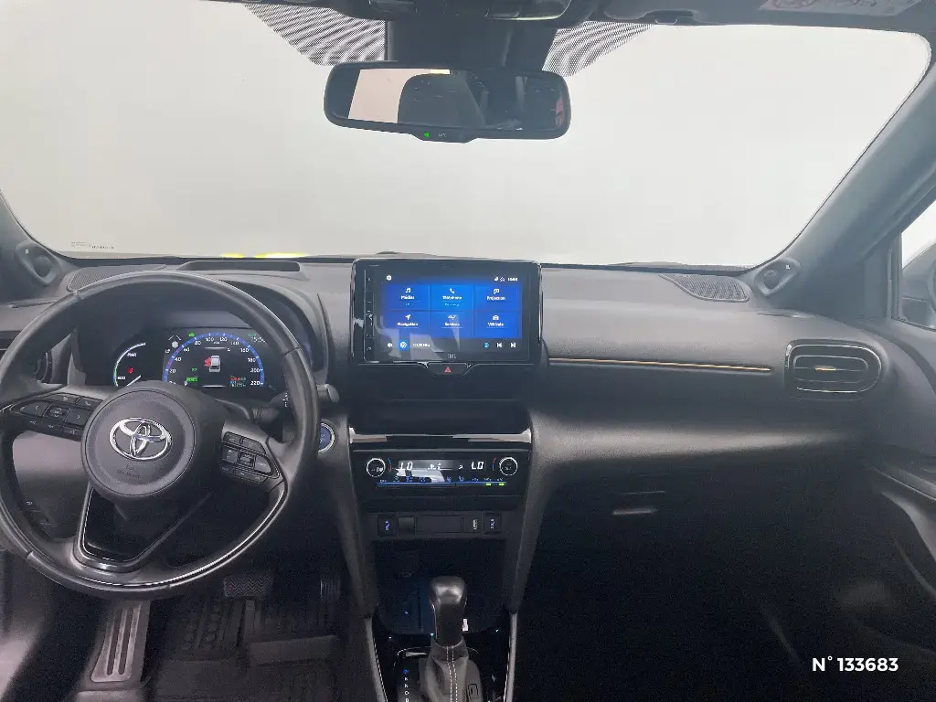 TOYOTA YARIS CROSS I - Miniature 6