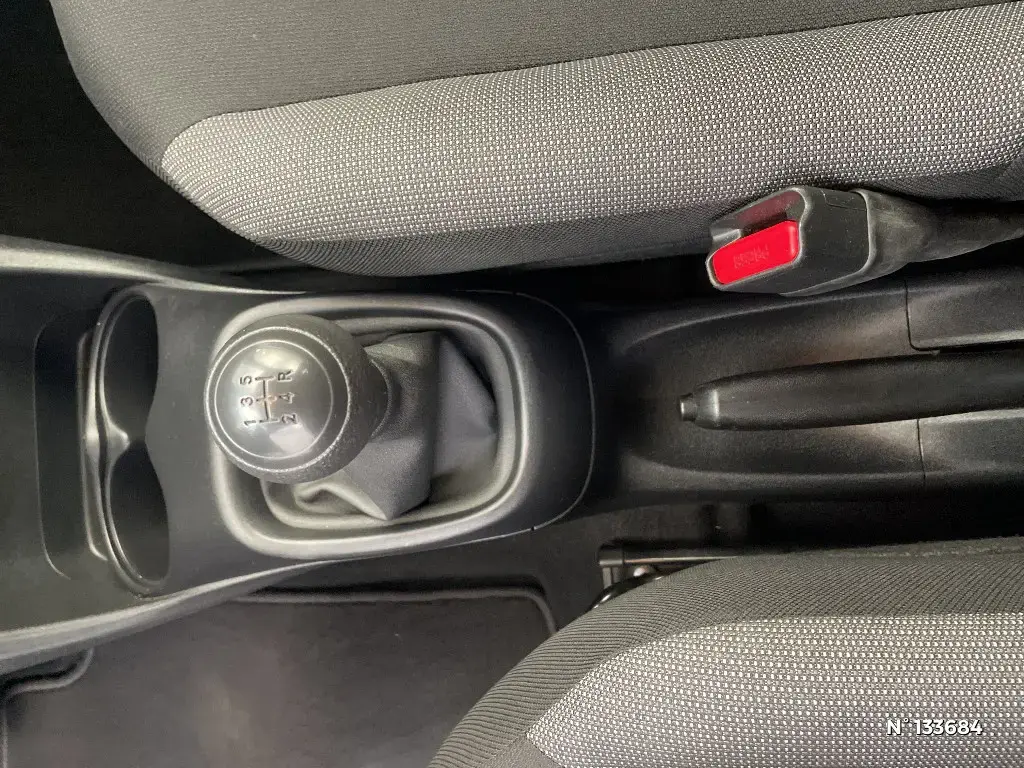 TOYOTA AYGO II - Miniature 21