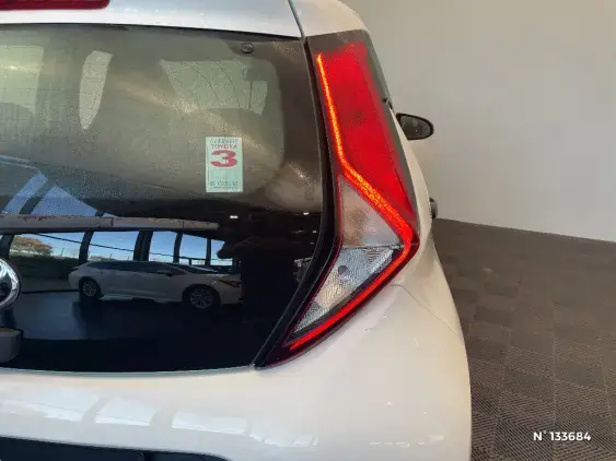 TOYOTA AYGO II - voiture d'occasion - Photo 29