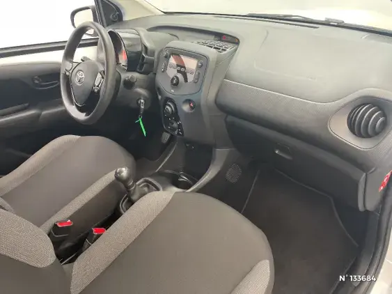 TOYOTA AYGO II - voiture d'occasion - Photo 10