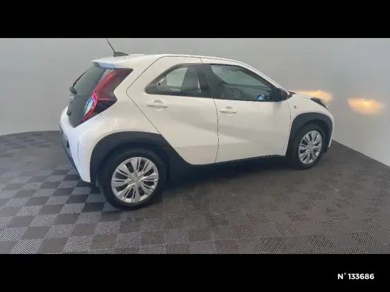 TOYOTA AYGO X - voiture d'occasion - Photo 5