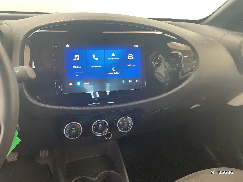TOYOTA AYGO X - Miniature 7