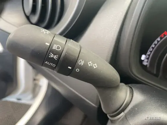 TOYOTA AYGO X - voiture d'occasion - Photo 40