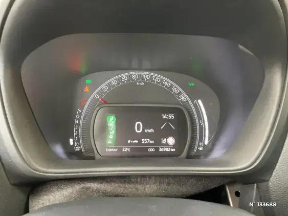 TOYOTA AYGO X - voiture d'occasion - Photo 12