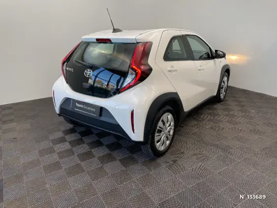 TOYOTA AYGO X - voiture d'occasion - Photo 4