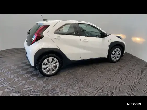 TOYOTA AYGO X - voiture d'occasion - Photo 5