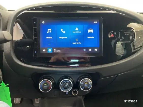 TOYOTA AYGO X - voiture d'occasion - Photo 13