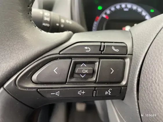 TOYOTA AYGO X - voiture d'occasion - Photo 37