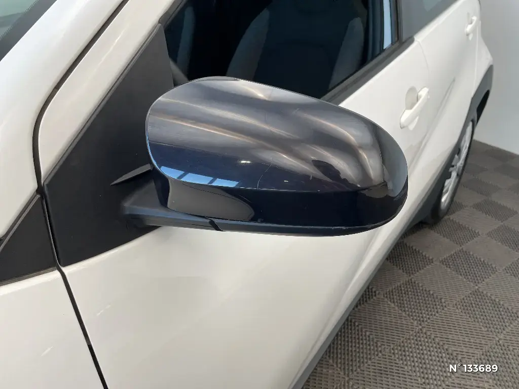 TOYOTA AYGO X - Miniature 23