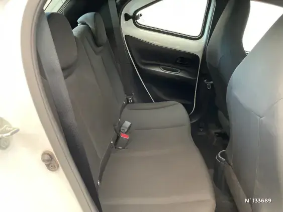TOYOTA AYGO X - voiture d'occasion - Photo 11