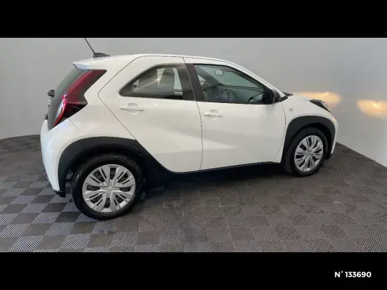 TOYOTA AYGO X - voiture d'occasion - Photo 5