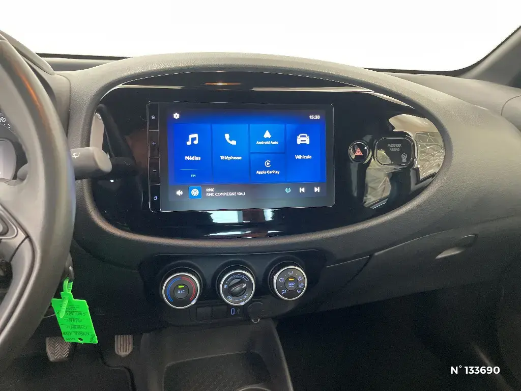 TOYOTA AYGO X - Miniature 7