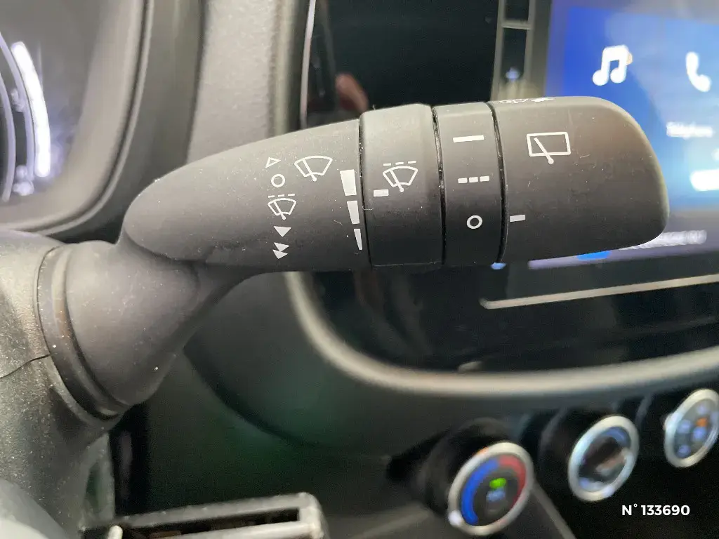 TOYOTA AYGO X - Miniature 19