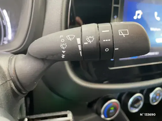 TOYOTA AYGO X - voiture d'occasion - Photo 38