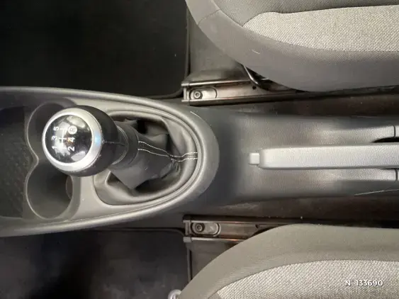 TOYOTA AYGO X - voiture d'occasion - Photo 40