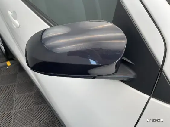 TOYOTA AYGO X - voiture d'occasion - Photo 43