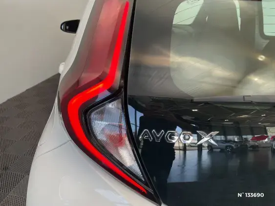TOYOTA AYGO X - voiture d'occasion - Photo 29
