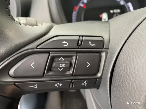 TOYOTA AYGO X - voiture d'occasion - Photo 36