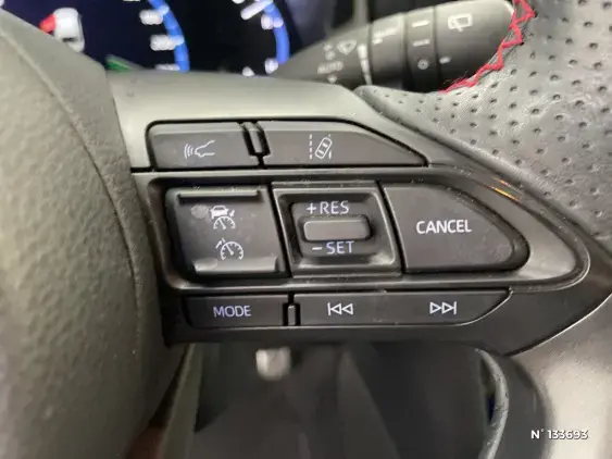 TOYOTA YARIS CROSS I - voiture d'occasion - Photo 38