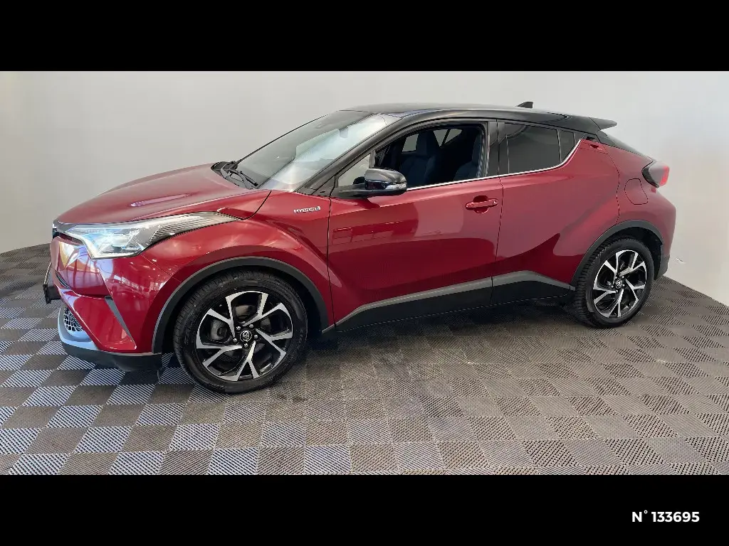 TOYOTA C-HR - Miniature 4