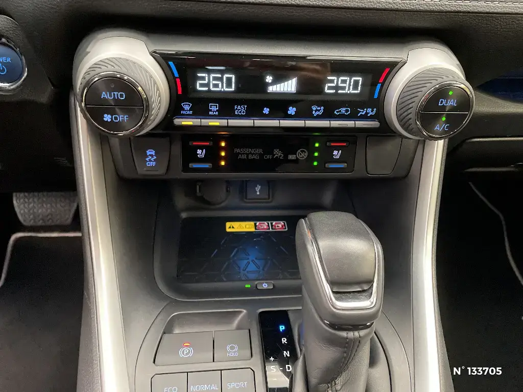 TOYOTA RAV4 V - Miniature 12