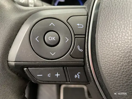 TOYOTA RAV4 V - voiture d'occasion - Photo 37