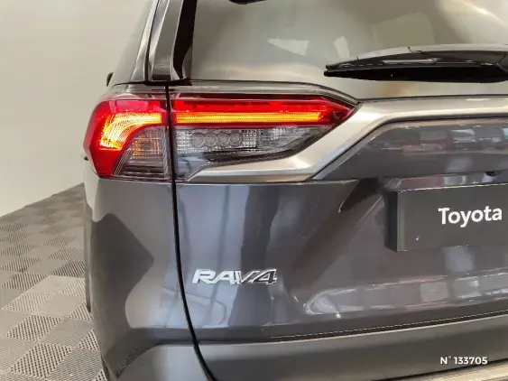 TOYOTA RAV4 V - voiture d'occasion - Photo 29