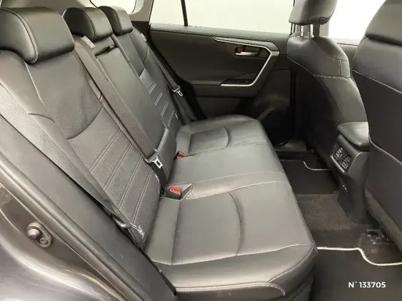 TOYOTA RAV4 V - voiture d'occasion - Photo 11