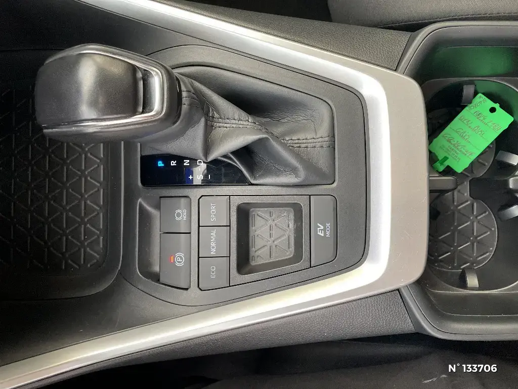 TOYOTA RAV4 V - Miniature 17