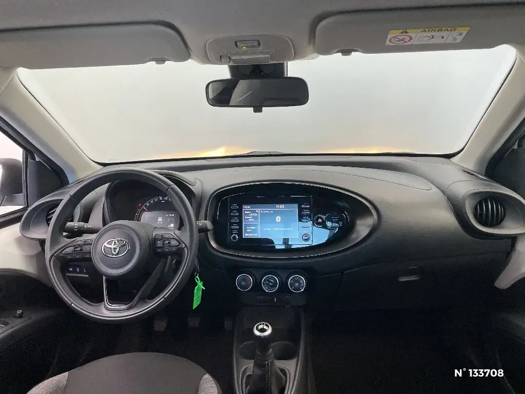 TOYOTA AYGO X - Miniature 6