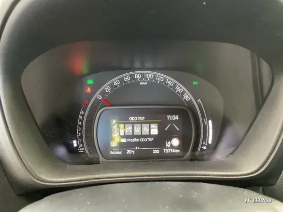 TOYOTA AYGO X - voiture d'occasion - Photo 12