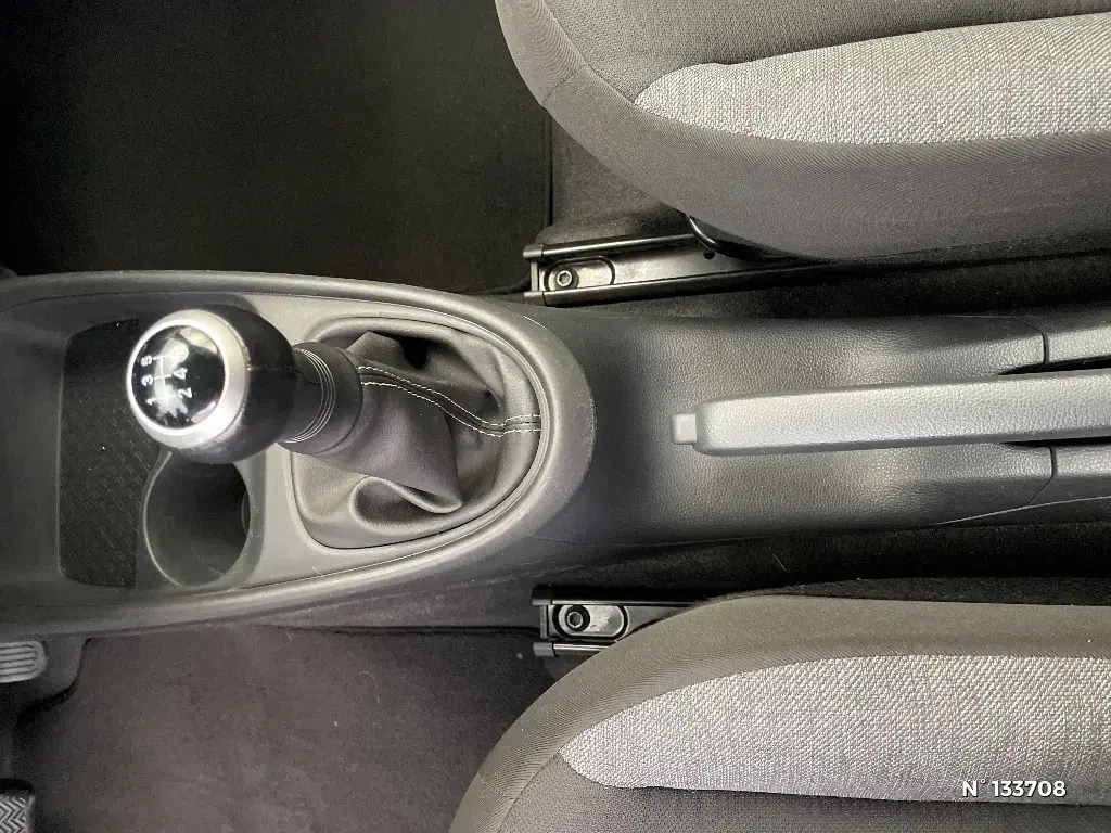 TOYOTA AYGO X - Miniature 22