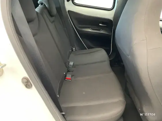TOYOTA AYGO X - voiture d'occasion - Photo 11