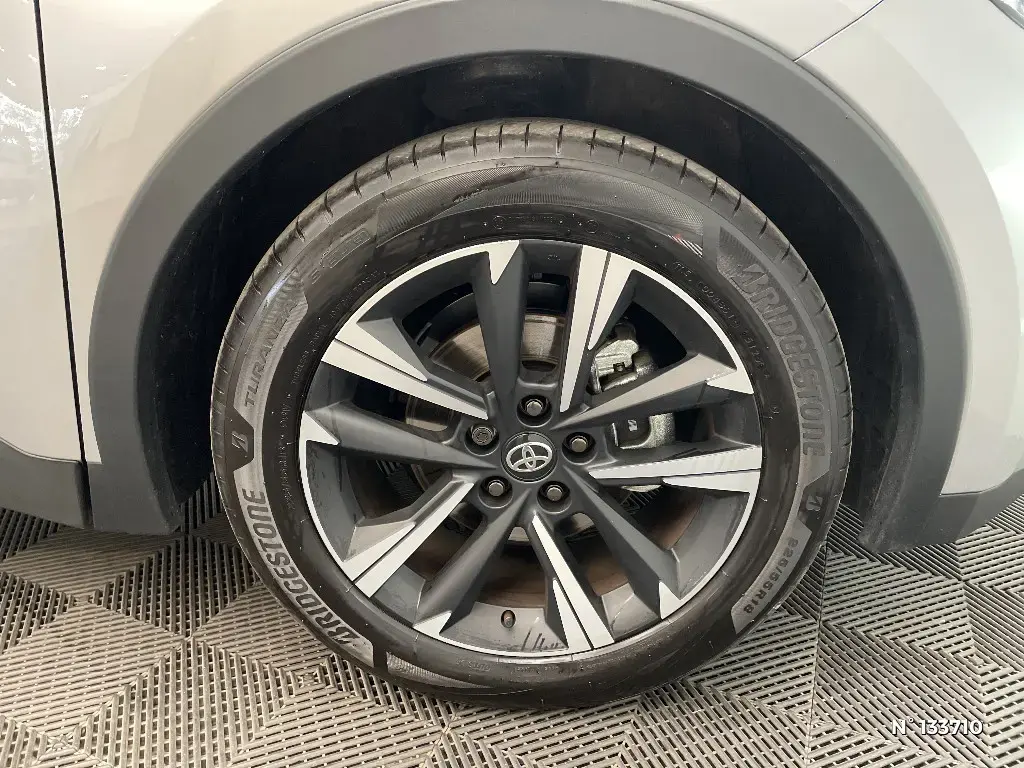 TOYOTA C-HR II - Miniature 5