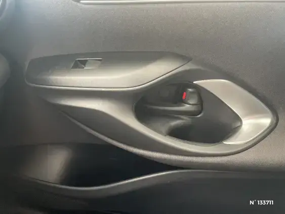 TOYOTA YARIS IV - voiture d'occasion - Photo 35