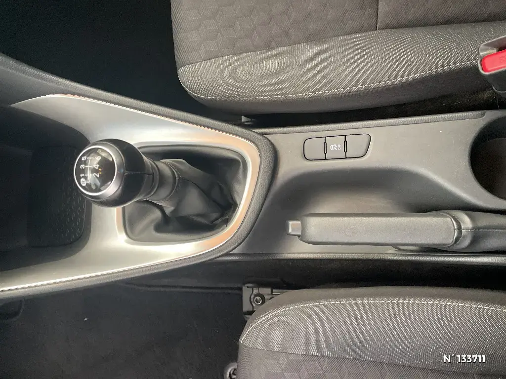 TOYOTA YARIS IV - Miniature 22