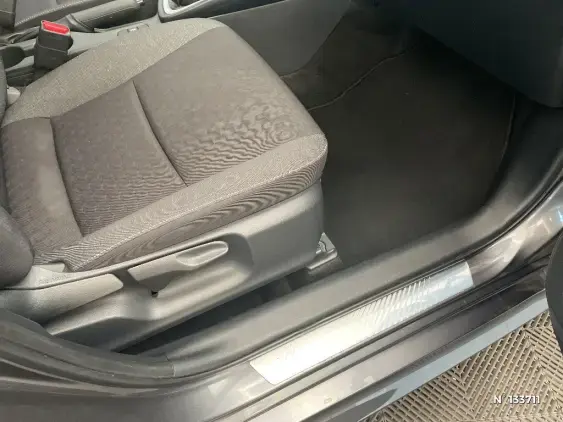 TOYOTA YARIS IV - voiture d'occasion - Photo 26