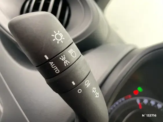 TOYOTA AYGO X - voiture d'occasion - Photo 34