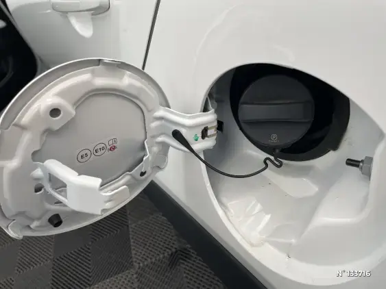 TOYOTA AYGO X - voiture d'occasion - Photo 30