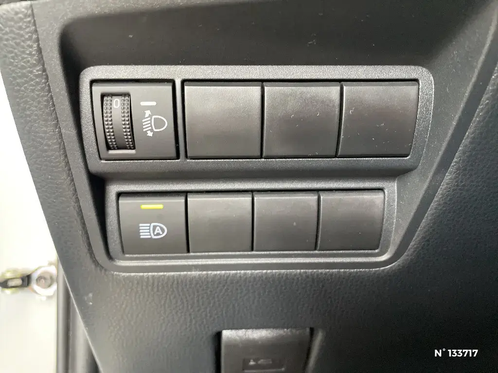 TOYOTA YARIS CROSS I - Miniature 11