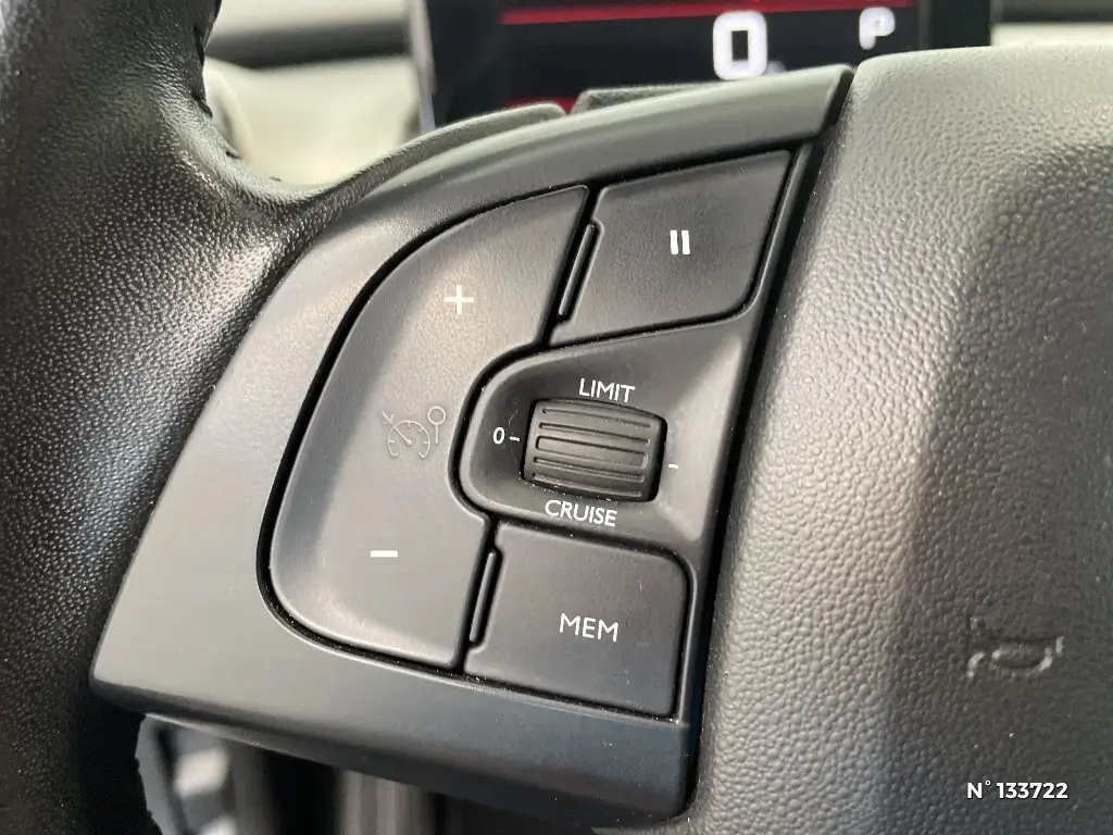 CITROEN C4 CACTUS - Miniature 18