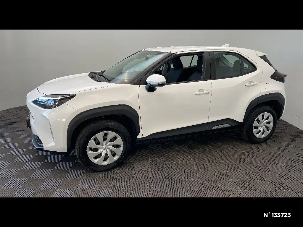 TOYOTA YARIS CROSS I - Miniature 4