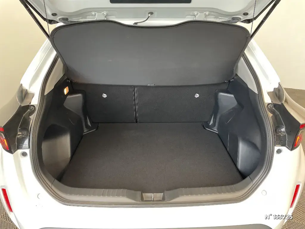 TOYOTA YARIS CROSS I - Miniature 10