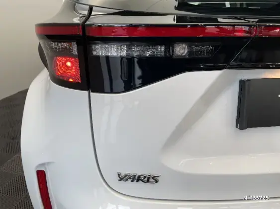 TOYOTA YARIS CROSS I - voiture d'occasion - Photo 29