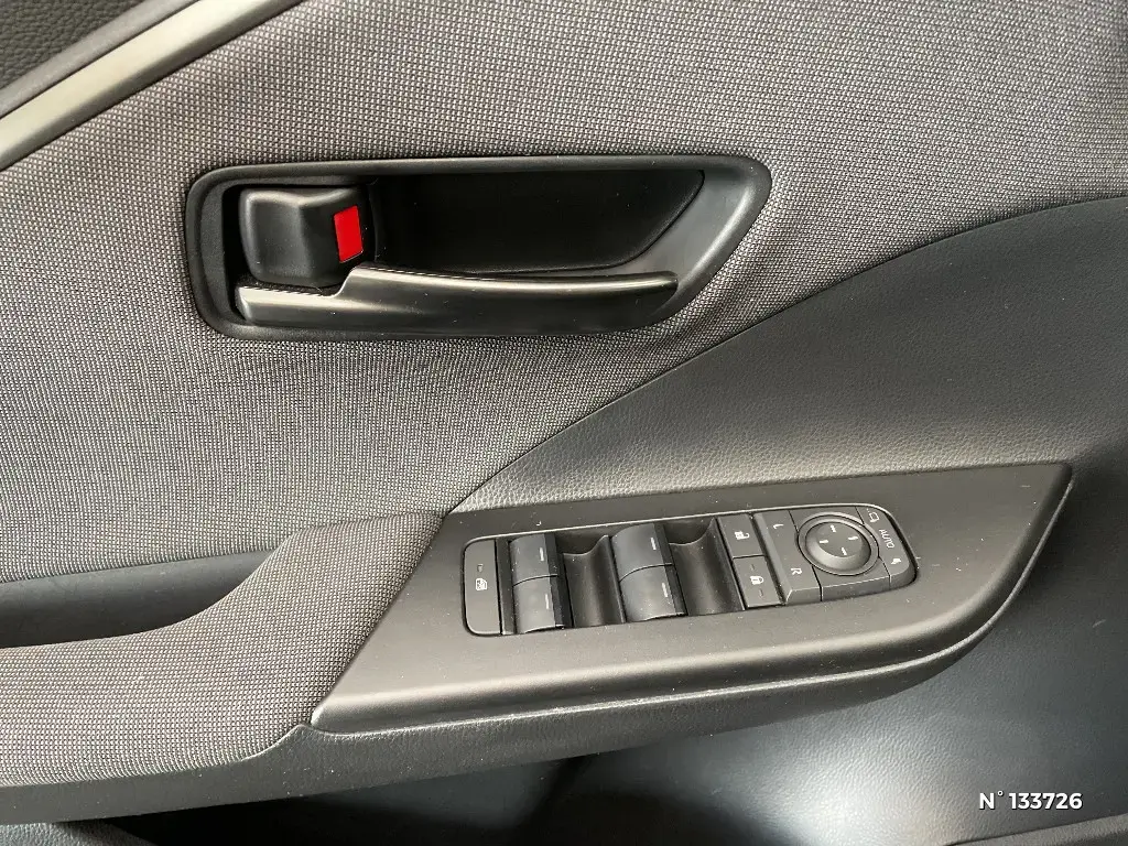 TOYOTA C-HR II - Miniature 17