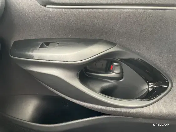 TOYOTA YARIS IV - voiture d'occasion - Photo 34