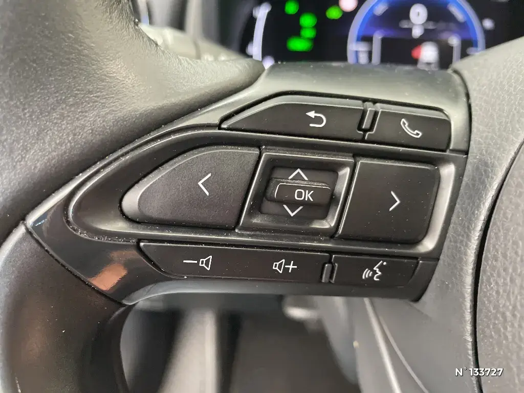 TOYOTA YARIS IV - Miniature 17