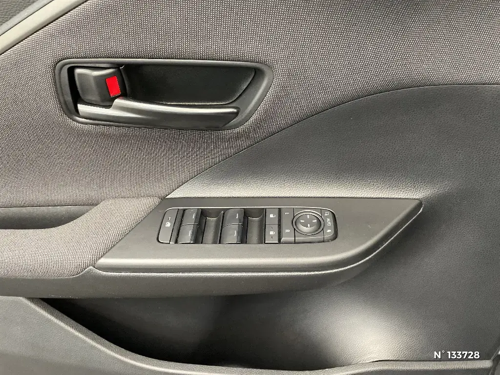 TOYOTA C-HR II - Miniature 17