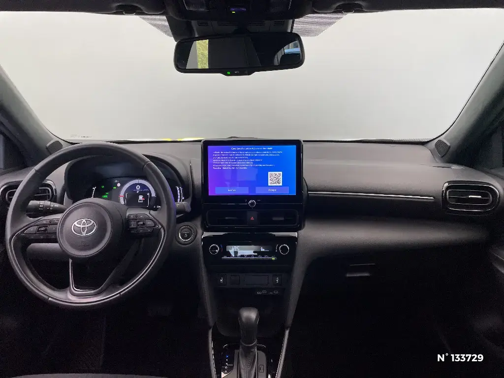 TOYOTA YARIS CROSS I - Miniature 6